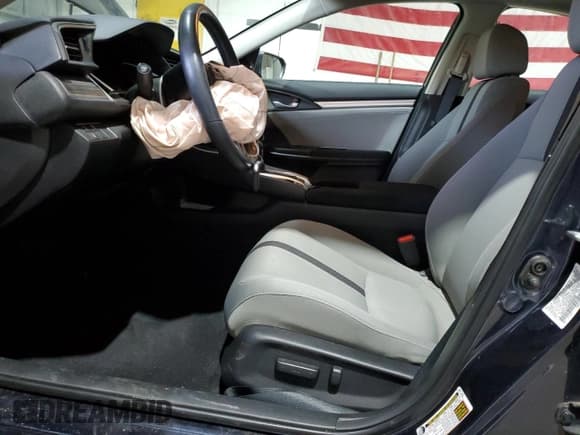 ✅ 2019 Honda Civic EX • VIN: 19XFC1F34KE004958 • Lot: 86621815. Listed on Copart with 36,603 mi. Free auction sales archive from the USA and detailed vehicle history report at DreamBid. Image 7.