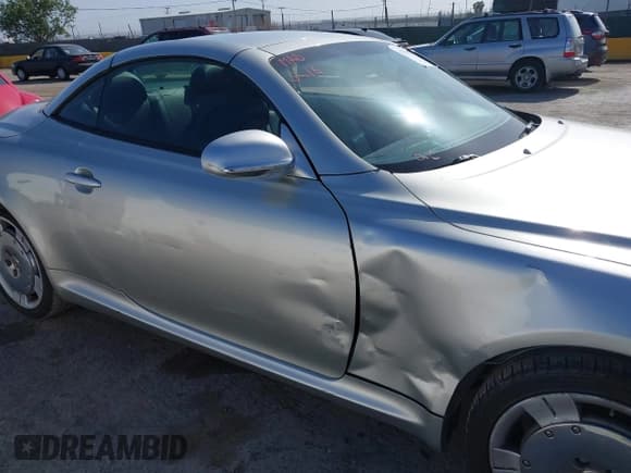✅ 2002 Lexus SC 430 • VIN: JTHFN48Y820003596 • Lot: 42259004. Listed on IAAI with 163,019 mi. Free auction sales archive from the USA and detailed vehicle history report at DreamBid. Image 6.