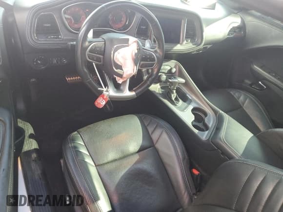 ✅ 2023 Dodge Challenger SRT Hellcat Jailbreak • VIN: 2C3CDZC95PH570344 • Lot: 69784915. Listed on Copart with 51,848 mi. Free auction sales archive from the USA and detailed vehicle history report at DreamBid. Image 8.