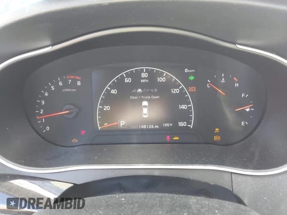 ✅ 2014 Kia Cadenza Premium • VIN: KNALN4D78E5141130 • Lot: 43443961. Listed on IAAI with 148,126 mi. Free auction sales archive from the USA and detailed vehicle history report at DreamBid. Image 7.