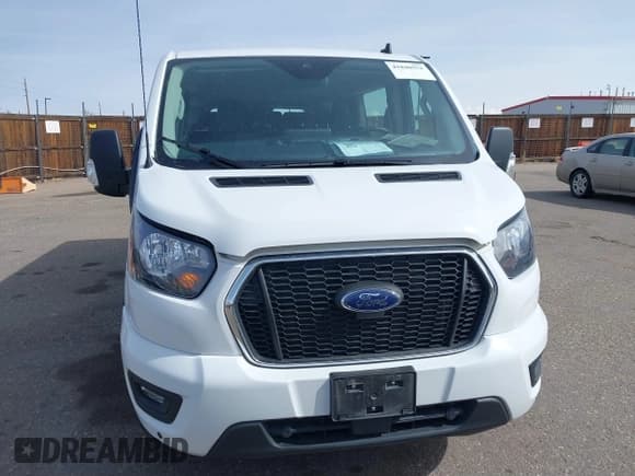 ✅ 2024 Ford Transit Passenger XL • VIN: 1FBAX2Y82RKA83460 • Лот: 41840551. Опубликован ранее на IAAI с пробегом 19 106 миль. Бесплатный доступ к архиву аукционных продаж из США и подробный отчёт об истории автомобиля на DreamBid. Изображение 12.