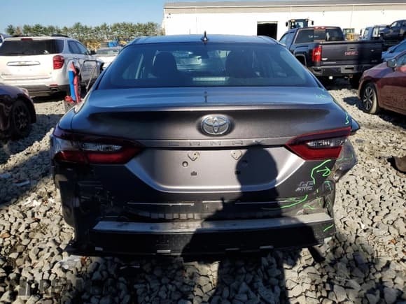 ✅ 2023 Toyota Camry LE • VIN: 4T1C11BK3PU102583 • Lot: 90021355. Wystawiony na Copart z przebiegiem 58 782 mil. Bezpłatny archiwum sprzedaży aukcyjnych z USA i szczegółowy raport historii pojazdu na DreamBid. Zdjęcie 6.