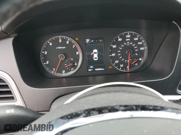 ✅ 2015 Hyundai Sonata Sport • VIN: 5NPE34AB2FH252901 • Lot: 56576315. Wystawiony na Copart z przebiegiem 109 064 mil. Bezpłatny archiwum sprzedaży aukcyjnych z USA i szczegółowy raport historii pojazdu na DreamBid. Zdjęcie 9.