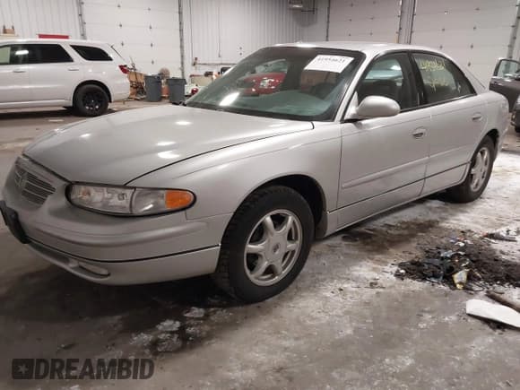 ✅ 2002 Buick Regal LS • VIN: 2G4WB52K821171470 • Lot: 41954621. Listed on IAAI with Not provided. Free auction sales archive from the USA and detailed vehicle history report at DreamBid. Image 18.