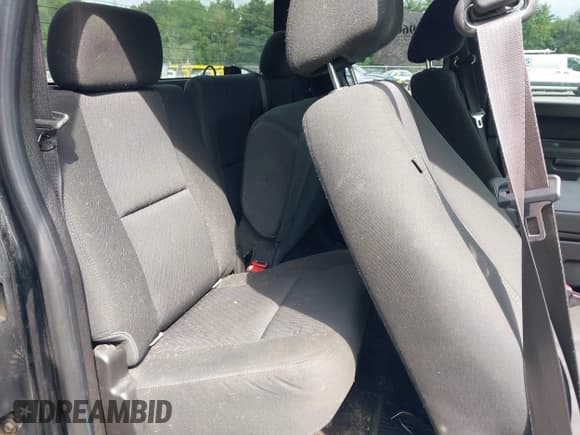 ✅ 2012 GMC Sierra 1500 SLE • VIN: 1GTR2VE72CZ307643 • Lot: 42496016. Wystawiony na IAAI z przebiegiem 197 212 mil. Bezpłatny archiwum sprzedaży aukcyjnych z USA i szczegółowy raport historii pojazdu na DreamBid. Zdjęcie 8.