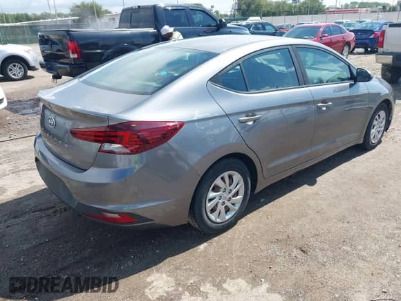2019 Hyundai Elantra SE с VIN 5NPD74LF2KH419770, выставлен на аукционе IAAI как лот 43255477 с пробегом 127 673 миль миль и . История ставок и продаж доступна на DreamBid. Изображение 4.