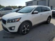 ✅ 2017 Kia Sorento EX • VIN: 5XYPHDA52HG289784 • Lot: 59964525. Listed on Copart with 163,031 mi. Free auction sales archive from the USA and detailed vehicle history report at DreamBid. Image 1.