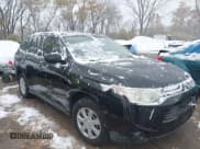 ✅ 2014 Mitsubishi Outlander ES • VIN: JA4AD2A39EZ006678 • Lot: 43667454. Listed on IAAI with 176,793 mi. Free auction sales archive from the USA and detailed vehicle history report at DreamBid. Image 1.