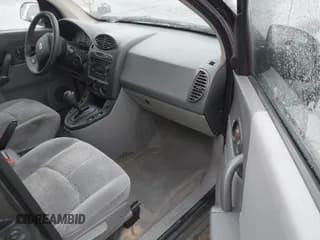 ✅ 2003 Saturn VUE • VIN: 5GZCZ53B73S910233 • Lot: 41719718. Wystawiony na IAAI z przebiegiem 188 852 mil. Bezpłatny archiwum sprzedaży aukcyjnych z USA i szczegółowy raport historii pojazdu na DreamBid. Zdjęcie 5.