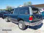 1997 Ford Explorer XL z VIN 1FMDU32EXVUA67202, wystawiony jako IAAI lot #43411217 z przebiegiem 152 951 mil mil oraz . Historia ofert i sprzedaży dostępna na DreamBid. Obrazek 3.