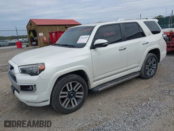 ✅ 2016 Toyota 4Runner SR5 Premium • VIN: JTEBU5JR7G5327723 • Лот: 43141551. Опубликован ранее на IAAI с пробегом 97 494 миль. Бесплатный доступ к архиву аукционных продаж из США и подробный отчёт об истории автомобиля на DreamBid. Изображение 17.