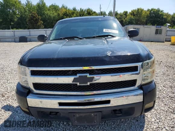 2011 Chevrolet Silverado 1500 LT with VIN 3GCPKSE30BG309716, listed as a Copart auction lot 69279985 with 236,053 mi miles and Salvage title. Bid and sale history available at DreamBid. Image 5.