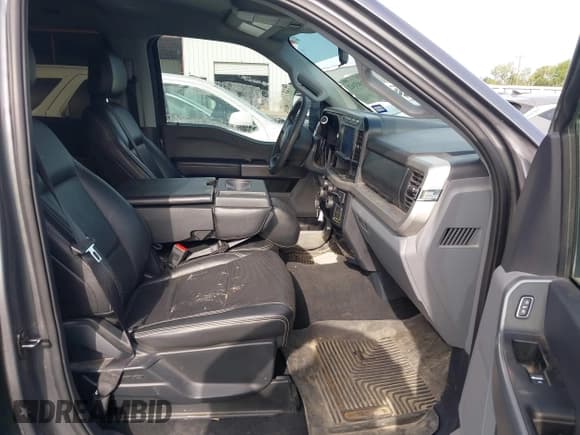 ✅ 2024 Ford F-250 XL • VIN: 1FT7W2BT5RED57884 • Лот: 42605362. Опубликован ранее на IAAI с пробегом 37 644 миль. Бесплатный доступ к архиву аукционных продаж из США и подробный отчёт об истории автомобиля на DreamBid. Изображение 5.