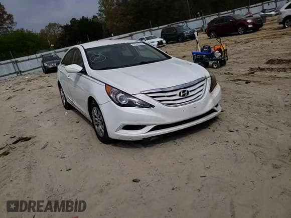 ✅ 2011 Hyundai Sonata GLS • VIN: 5NPEB4AC8BH180351 • Lot: 51241924. Listed on Copart with 137,035 mi. Free auction sales archive from the USA and detailed vehicle history report at DreamBid. Image 10.