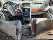 ✅ 2008 Chrysler Town & Country Touring • VIN: 2A8HR54P38R651792 • Lot: 69371285. Listed on Copart with Not provided. Free auction sales archive from the USA and detailed vehicle history report at DreamBid. Image 8.