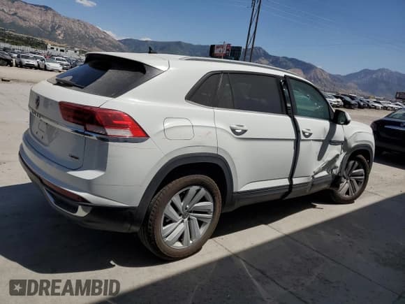 ✅ 2020 Volkswagen Atlas SE • VIN: 1V21E2CA2LC208498 • Lot: 67244555. Wystawiony na Copart z przebiegiem 66 429 mil. Bezpłatny archiwum sprzedaży aukcyjnych z USA i szczegółowy raport historii pojazdu na DreamBid. Zdjęcie 3.