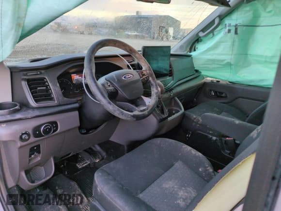 ✅ 2023 Ford Transit • VIN: 1FTBR2DG3PKA80135 • Lot: 46504465. Wystawiony na Copart z przebiegiem 21 334 mil. Bezpłatny archiwum sprzedaży aukcyjnych z USA i szczegółowy raport historii pojazdu na DreamBid. Zdjęcie 8.