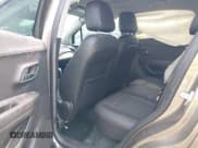 ✅ 2020 Chevrolet Trax LT • VIN: KL7CJPSB1LB344850 • Lot: 42904445. Wystawiony na IAAI z przebiegiem 14 489 mil. Bezpłatny archiwum sprzedaży aukcyjnych z USA i szczegółowy raport historii pojazdu na DreamBid. Zdjęcie 8.