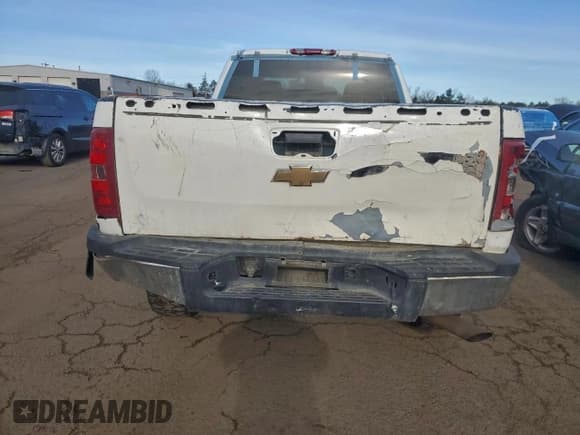 ✅ 2007 Chevrolet Silverado 2500HD Work Truck • VIN: 1GCHK29K67E542939 • Лот: 96156915. Опубликован ранее на Copart с пробегом 294 980 миль. Бесплатный доступ к архиву аукционных продаж из США и подробный отчёт об истории автомобиля на DreamBid. Изображение 6.