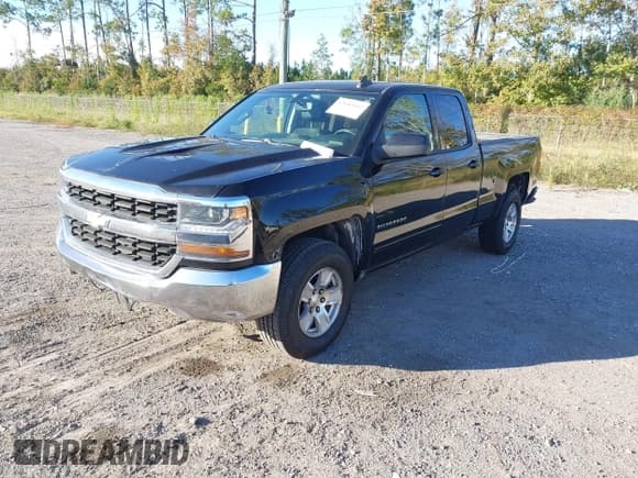 ✅ 2018 Chevrolet Silverado 1500 LT • VIN: 1GCRCREC7JZ141635 • Lot: 43682102. Wystawiony na IAAI z przebiegiem 150 756 mil. Bezpłatny archiwum sprzedaży aukcyjnych z USA i szczegółowy raport historii pojazdu na DreamBid. Zdjęcie 2.