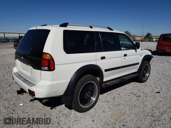 ✅ 2004 Mitsubishi Montero Sport LS • VIN: JA4MT21R14J000942 • Лот: 68703995. Опубликован ранее на Copart с пробегом 148 182 миль. Бесплатный доступ к архиву аукционных продаж из США и подробный отчёт об истории автомобиля на DreamBid. Изображение 3.