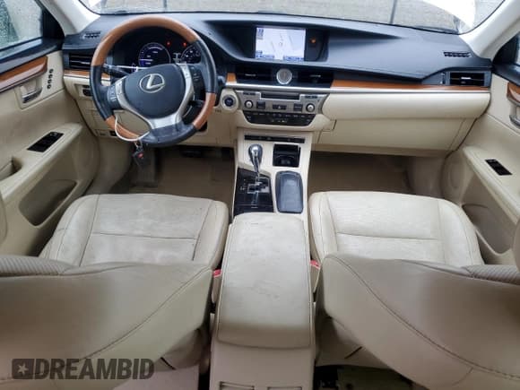 ✅ 2013 Lexus ES 300h • VIN: JTHBW1GG4D2015206 • Lot: 92947965. Wystawiony na Copart z przebiegiem 166 696 mil. Bezpłatny archiwum sprzedaży aukcyjnych z USA i szczegółowy raport historii pojazdu na DreamBid. Zdjęcie 8.
