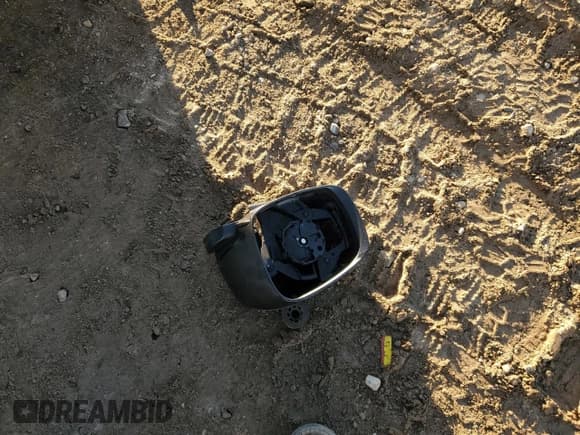 ✅ 2010 Chrysler Town & Country Touring Plus • VIN: 2A4RR8DX1AR442127 • Lot: 82341335. Wystawiony na Copart z przebiegiem 225 482 mil. Bezpłatny archiwum sprzedaży aukcyjnych z USA i szczegółowy raport historii pojazdu na DreamBid. Zdjęcie 13.