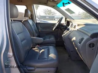 ✅ 2004 Honda Odyssey EX-L • VIN: 5FNRL18794B017019 • Lot: 43808159. Listed on IAAI with 126,381 mi. Free auction sales archive from the USA and detailed vehicle history report at DreamBid. Image 5.