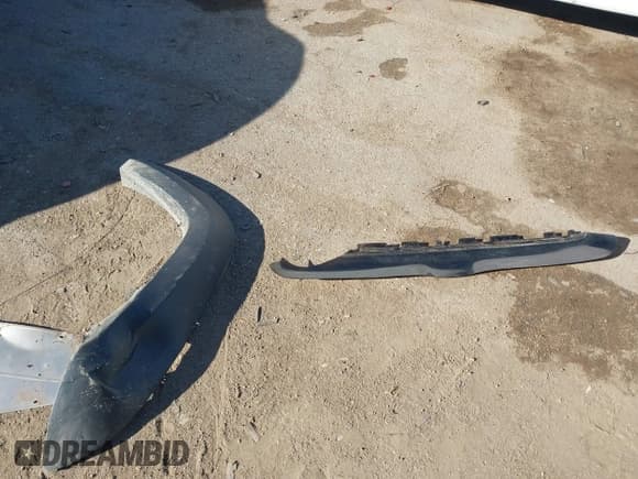 ✅ 2001 Dodge Durango • VIN: 1B4HR28N51F620472 • Лот: 43487389. Опубликован ранее на IAAI с пробегом 137 194 миль. Бесплатный доступ к архиву аукционных продаж из США и подробный отчёт об истории автомобиля на DreamBid. Изображение 11.