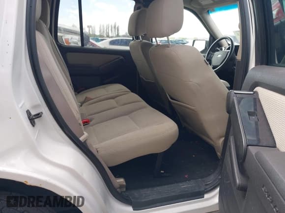 ✅ 2008 Ford Explorer XLT • VIN: 1FMEU73898UA38623 • Лот: 42044003. Опубликован ранее на IAAI с пробегом 235 591 миль. Бесплатный доступ к архиву аукционных продаж из США и подробный отчёт об истории автомобиля на DreamBid. Изображение 8.