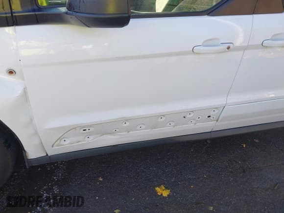 ✅ 2015 Ford Transit Connect XLT • VIN: NM0GE9F74F1196128 • Lot: 43601830. Listed on IAAI with 149,463 mi. Free auction sales archive from the USA and detailed vehicle history report at DreamBid. Image 19.