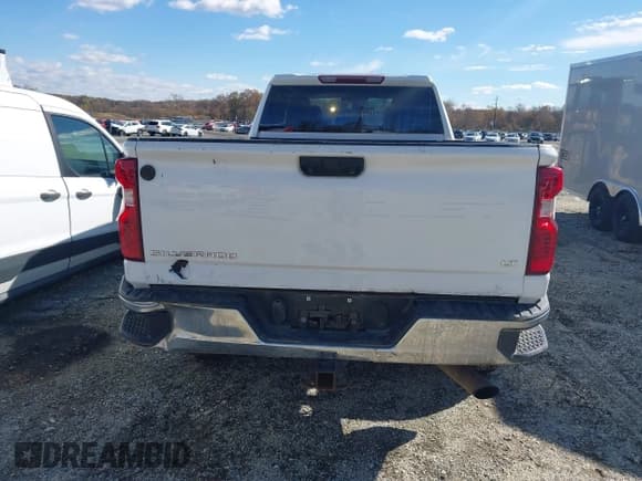 ✅ 2022 Chevrolet Silverado 2500HD LT • VIN: 1GC2YNE73NF102806 • Lot: 43122902. Listed on IAAI with Not provided. Free auction sales archive from the USA and detailed vehicle history report at DreamBid. Image 16.