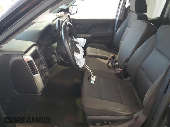 ✅ 2017 Chevrolet Silverado 1500 LT • VIN: 1GCVKREC6HZ247120 • Лот: 71935584. Опубликован ранее на Copart с пробегом Не указан. Бесплатный доступ к архиву аукционных продаж из США и подробный отчёт об истории автомобиля на DreamBid. Изображение 7.