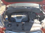 ✅ 2017 Hyundai Santa Fe SE • VIN: KM8SMDHF9HU223439 • Lot: 43610926. Wystawiony na IAAI z przebiegiem 140 988 mil. Bezpłatny archiwum sprzedaży aukcyjnych z USA i szczegółowy raport historii pojazdu na DreamBid. Zdjęcie 10.