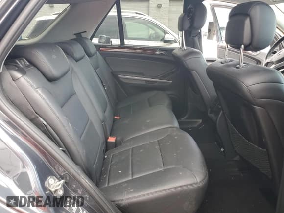 ✅ 2011 Mercedes-Benz M 350 • VIN: 4JGBB5GB7BA705779 • Lot: 85945735. Listed on Copart with 308,565 mi. Free auction sales archive from the USA and detailed vehicle history report at DreamBid. Image 11.