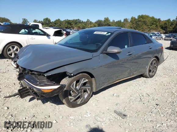 ✅ 2025 Hyundai Elantra Limited • VIN: KMHLP4DG2SU957485 • Лот: 86658635. Опубликован ранее на Copart с пробегом 9 871 миль. Бесплатный доступ к архиву аукционных продаж из США и подробный отчёт об истории автомобиля на DreamBid. Изображение 1.