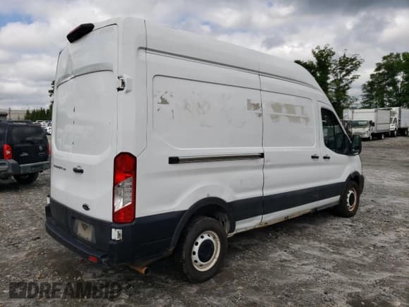 ✅ 2021 Ford Transit Cargo • VIN: 1FTBR1X85MKA08363 • Лот: 62225205. Опубликован ранее на Copart с пробегом 126 118 миль. Бесплатный доступ к архиву аукционных продаж из США и подробный отчёт об истории автомобиля на DreamBid. Изображение 3.