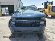 ✅ 2020 Chevrolet Silverado 1500 Custom • VIN: 1GCRYBEF8LZ286379 • Lot: 69156915. Wystawiony na Copart z przebiegiem 128 650 mil. Bezpłatny archiwum sprzedaży aukcyjnych z USA i szczegółowy raport historii pojazdu na DreamBid. Zdjęcie 5.