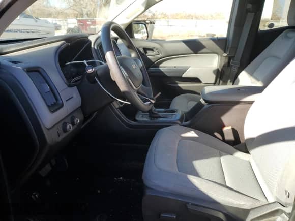 2016 Chevrolet Colorado 4WD WT с VIN 1GCHTBE37G1288502, выставлен на аукционе Copart как лот 77563594 с пробегом 87 389 миль миль и Списание • Salvage title. История ставок и продаж доступна на DreamBid. Изображение 7.