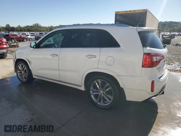 ✅ 2014 Kia Sorento SX • VIN: 5XYKW4A70EG498647 • Lot: 86869395. Listed on Copart with 106,312 mi. Free auction sales archive from the USA and detailed vehicle history report at DreamBid. Image 2.