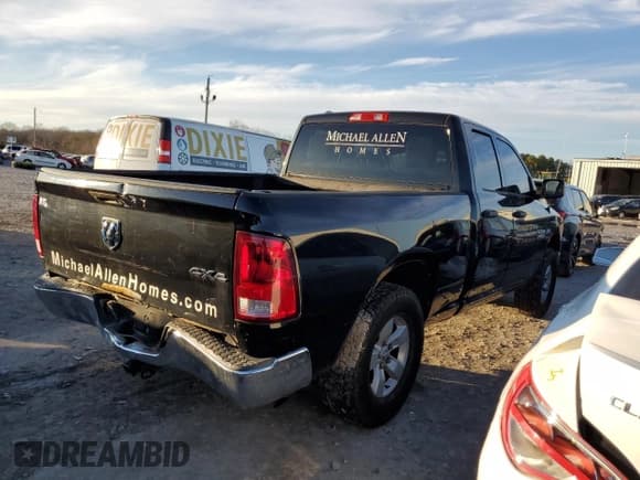 ✅ 2016 Ram 1500 Tradesman • VIN: 1C6RR7FT4GS203809 • Lot: 88311995. Wystawiony na Copart z przebiegiem 138 894 mil. Bezpłatny archiwum sprzedaży aukcyjnych z USA i szczegółowy raport historii pojazdu na DreamBid. Zdjęcie 3.