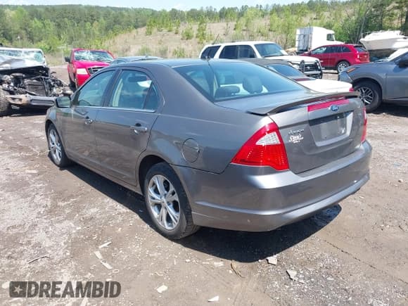 ✅ 2012 Ford Fusion SE • VIN: 3FAHP0HA5CR253997 • Lot: 41989525. Wystawiony na IAAI z przebiegiem 153 643 mil. Bezpłatny archiwum sprzedaży aukcyjnych z USA i szczegółowy raport historii pojazdu na DreamBid. Zdjęcie 3.