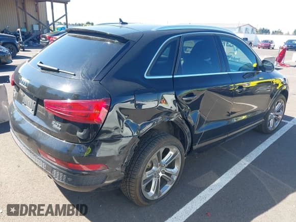 ✅ 2016 Audi Q3 Prestige • VIN: WA1GFCFS2GR023769 • Lot: 42932037. Listed on IAAI with 112,307 mi. Free auction sales archive from the USA and detailed vehicle history report at DreamBid. Image 4.