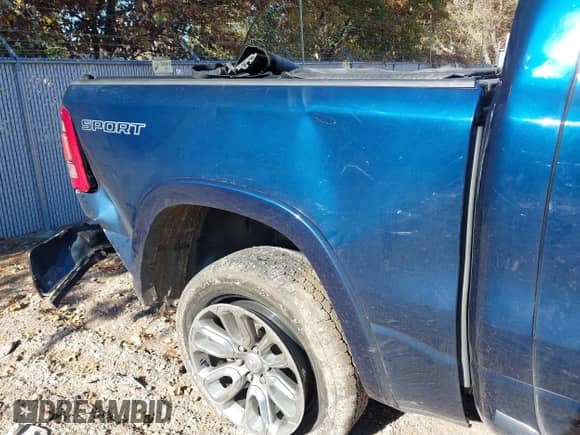 2020 Ram 1500 Laramie с VIN 1C6SRFJTXLN219802, выставлен на аукционе IAAI как лот 43533015 с пробегом 55 908 миль миль и . История ставок и продаж доступна на DreamBid. Изображение 20.