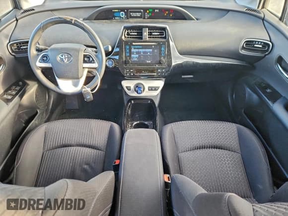 ✅ 2018 Toyota Prius Plus • VIN: JTDKARFP5J3103493 • Lot: 93745335. Wystawiony na Copart z przebiegiem 44 435 mil. Bezpłatny archiwum sprzedaży aukcyjnych z USA i szczegółowy raport historii pojazdu na DreamBid. Zdjęcie 8.