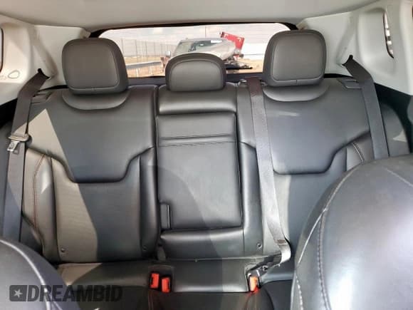 ✅ 2019 Jeep Compass Limited • VIN: 3C4NJDCB9KT650037 • Лот: 82364895. Опубликован ранее на Copart с пробегом 95 895 миль. Бесплатный доступ к архиву аукционных продаж из США и подробный отчёт об истории автомобиля на DreamBid. Изображение 10.