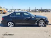 ✅ 2014 Mercedes-Benz C 250 Sport • VIN: WDDGF4HB6ER302587 • Lot: 42677039. Wystawiony na IAAI z przebiegiem 152 166 mil. Bezpłatny archiwum sprzedaży aukcyjnych z USA i szczegółowy raport historii pojazdu na DreamBid. Zdjęcie 13.