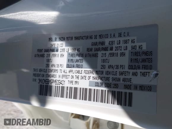 ✅ 2023 Mazda CX-30 S Select • VIN: 3MVDMBBM9PM509401 • Lot: 43659569. Wystawiony na IAAI z przebiegiem 12 852 mil. Bezpłatny archiwum sprzedaży aukcyjnych z USA i szczegółowy raport historii pojazdu na DreamBid. Zdjęcie 9.