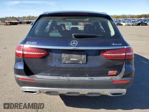 ✅ 2023 Mercedes-Benz E 450 • VIN: W1KZH6AB1PB155552 • Лот: 45599685. Опубликован ранее на Copart с пробегом 22 607 миль. Бесплатный доступ к архиву аукционных продаж из США и подробный отчёт об истории автомобиля на DreamBid. Изображение 6.