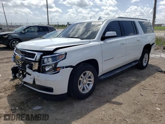 ✅ 2016 Chevrolet Suburban LS • VIN: 1GNSCGKC5GR416428 • Lot: 57047281. Wystawiony na Copart z przebiegiem 13 334 mil. Bezpłatny archiwum sprzedaży aukcyjnych z USA i szczegółowy raport historii pojazdu na DreamBid. Zdjęcie 2.